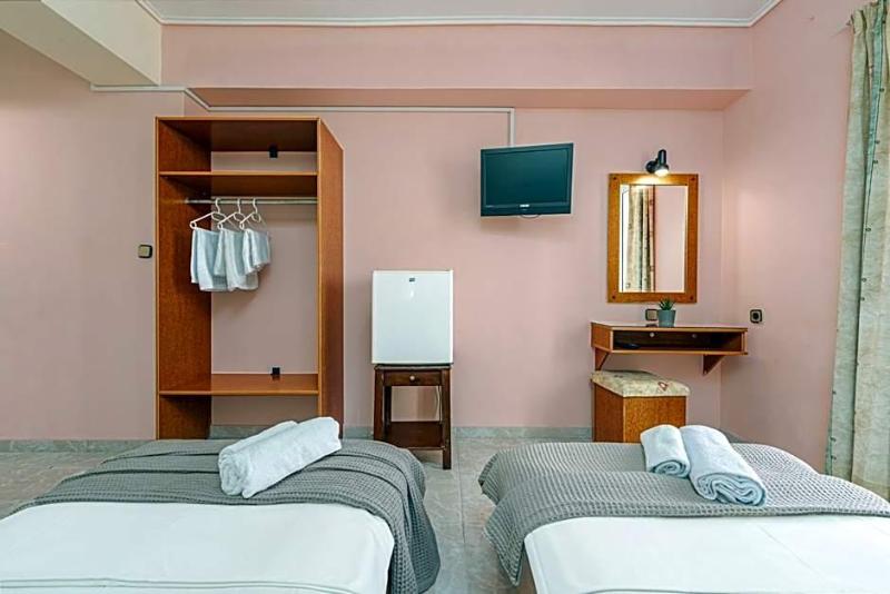 Must Hotel image
