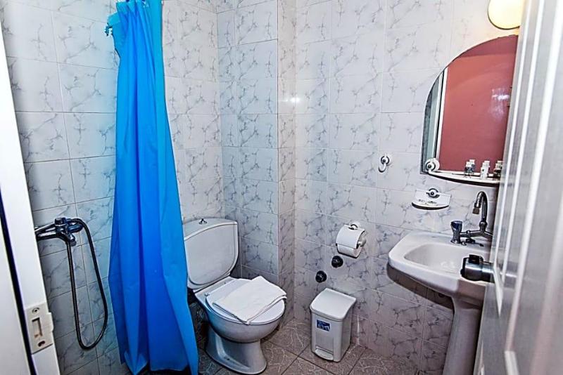 Must Hotel image