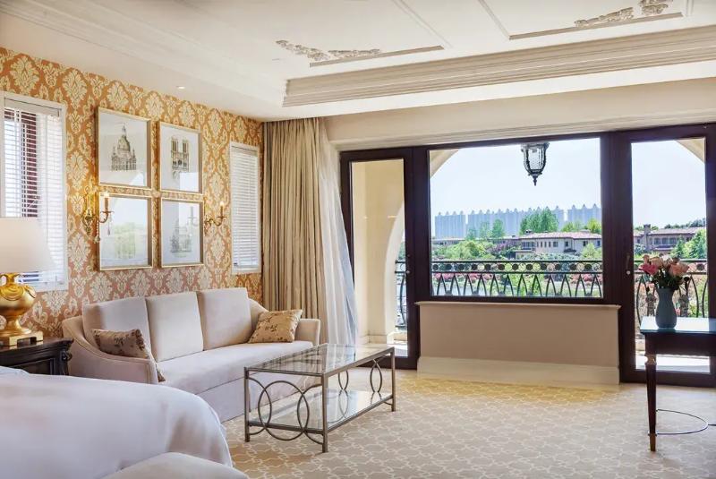 Wyndham Grand Plaza Royale Resort Nanjing image