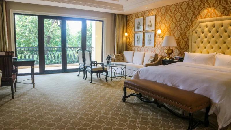 Wyndham Grand Plaza Royale Resort Nanjing image