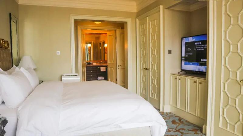 Wyndham Grand Plaza Royale Resort Nanjing image