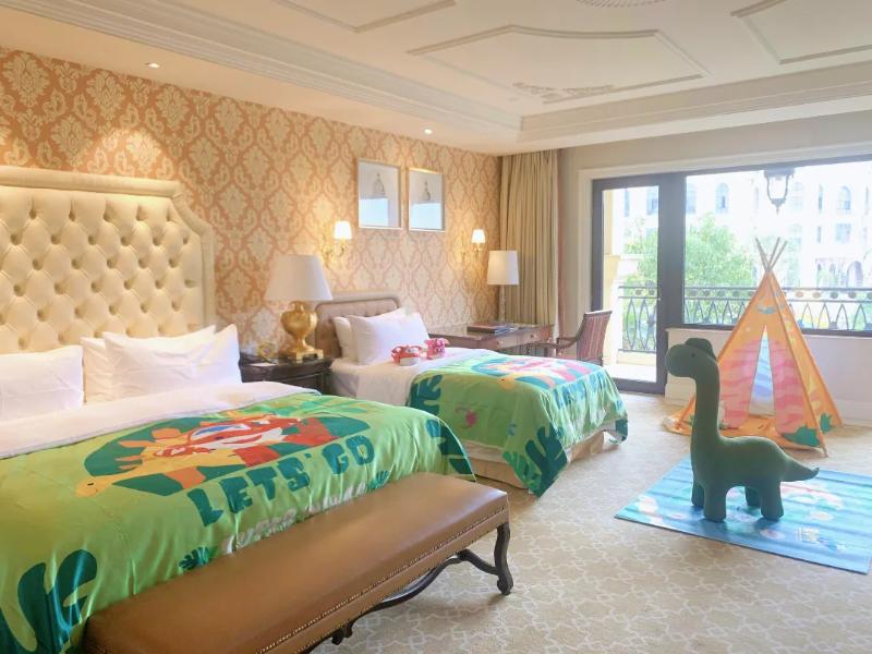 Wyndham Grand Plaza Royale Resort Nanjing image