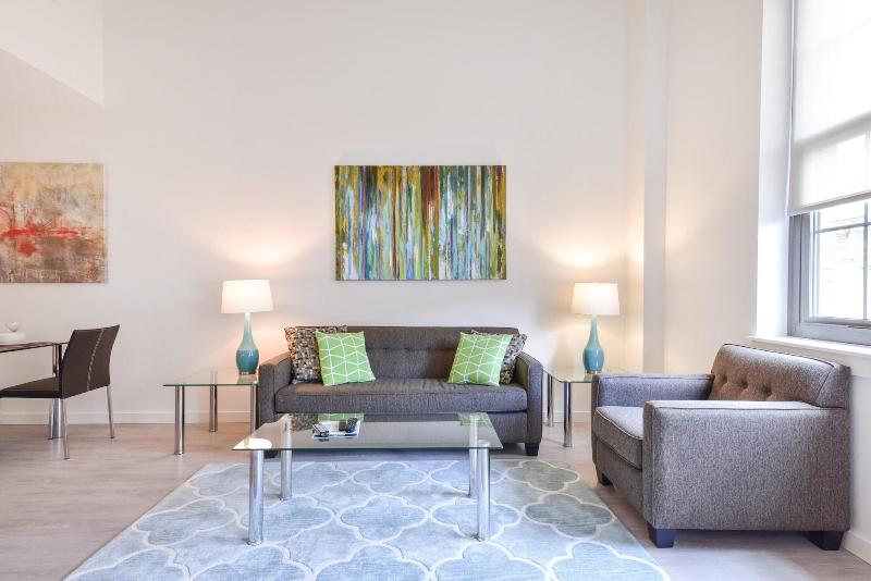 Global Luxury Suites Downtown Boston image