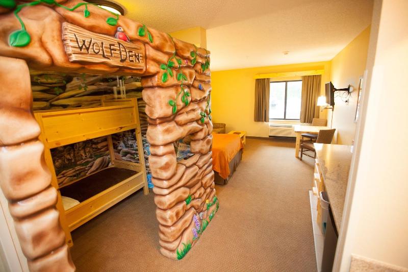 Great Wolf Lodge Boston/Fitchburg image