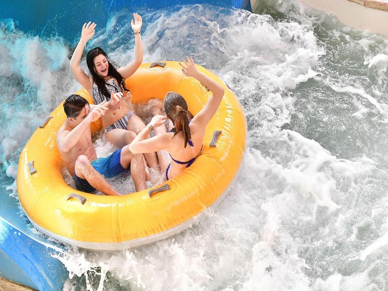 Great Wolf Lodge Gurnee image