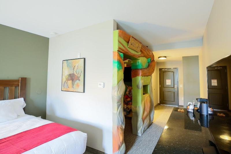 Great Wolf Lodge Gurnee image
