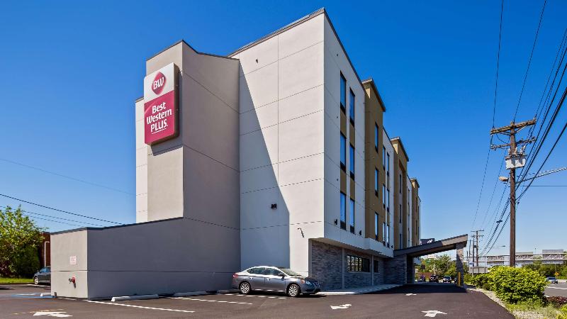 Best Western Plus Philadelphia-Pennsauken Hotel image