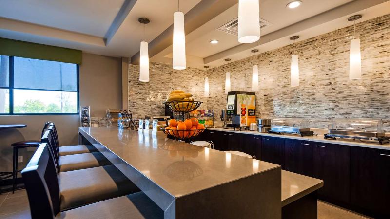 Best Western Plus Philadelphia-Pennsauken Hotel image