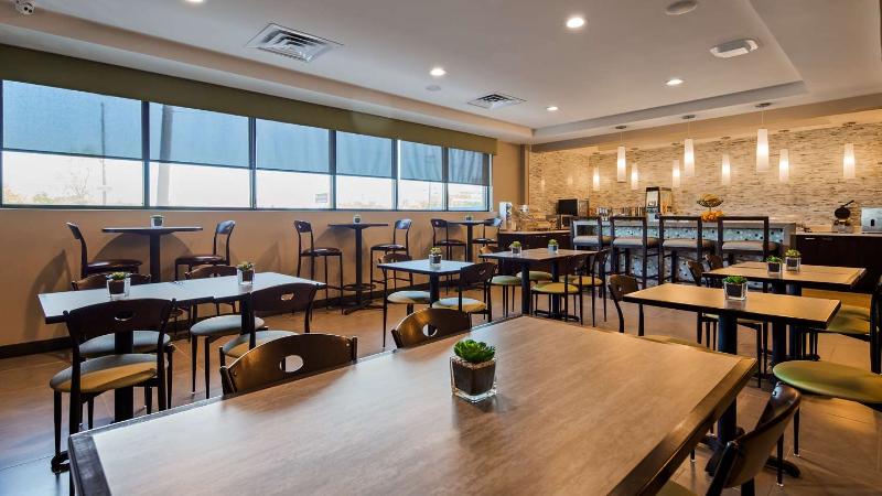 Best Western Plus Philadelphia-Pennsauken Hotel image