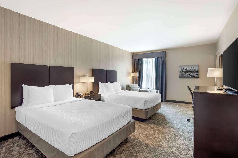 Best Western Plus Philadelphia-Pennsauken Hotel image