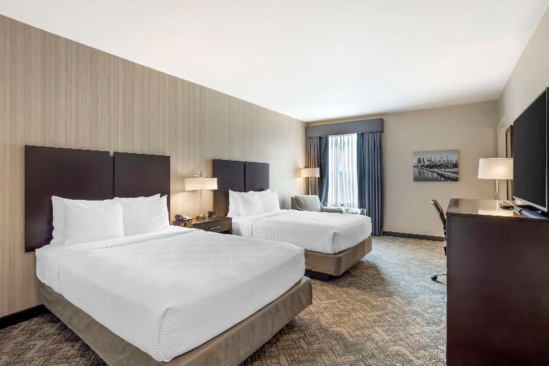 Best Western Plus Philadelphia-Pennsauken Hotel image