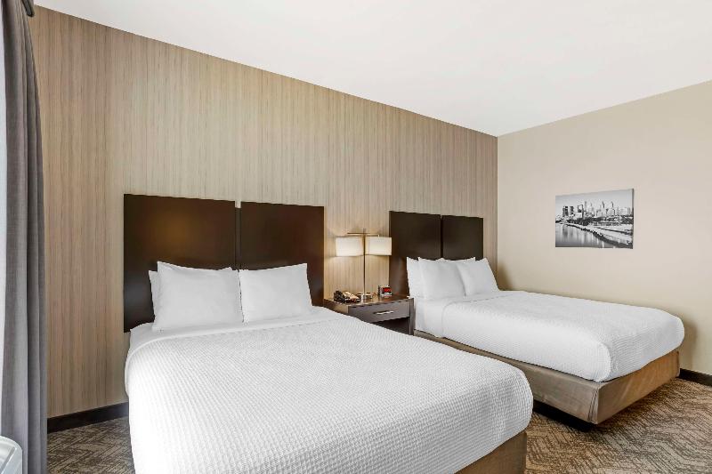 Best Western Plus Philadelphia-Pennsauken Hotel image