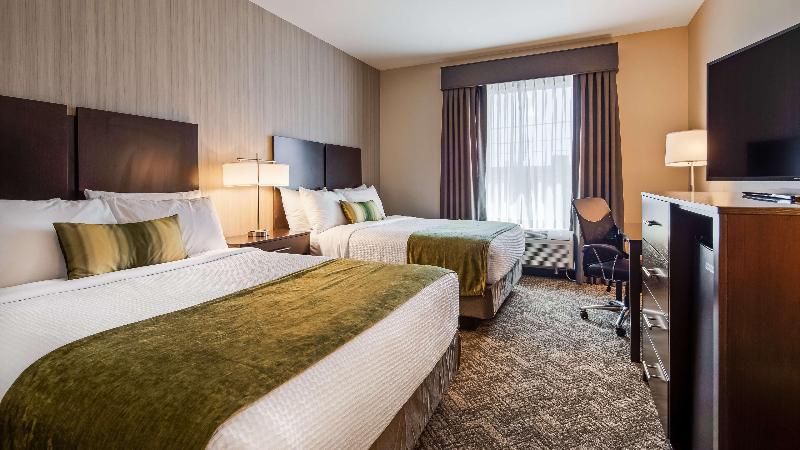 Best Western Plus Philadelphia-Pennsauken Hotel image