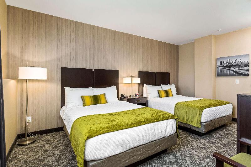 Best Western Plus Philadelphia-Pennsauken Hotel image
