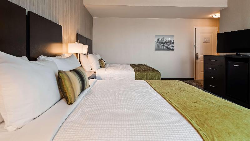 Best Western Plus Philadelphia-Pennsauken Hotel image