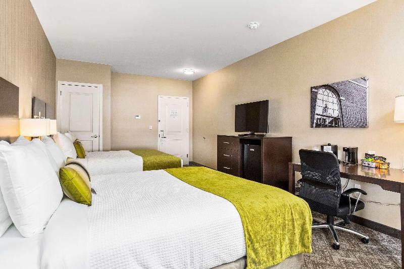 Best Western Plus Philadelphia-Pennsauken Hotel image