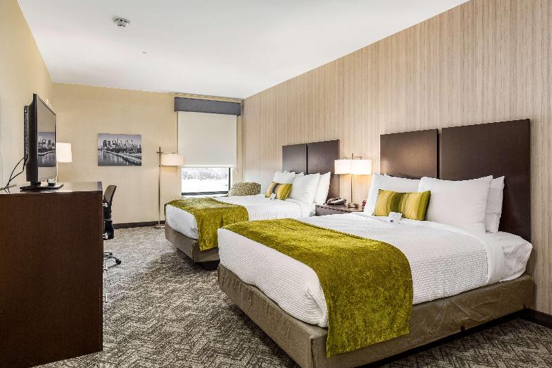 Best Western Plus Philadelphia-Pennsauken Hotel image