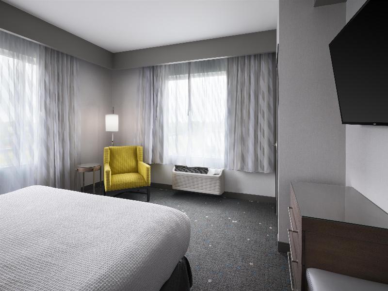 Best Western Premier Hotel At Fisher'S Landing image