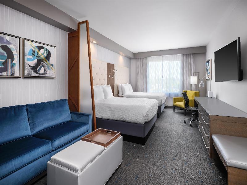Best Western Premier Hotel At Fisher'S Landing image