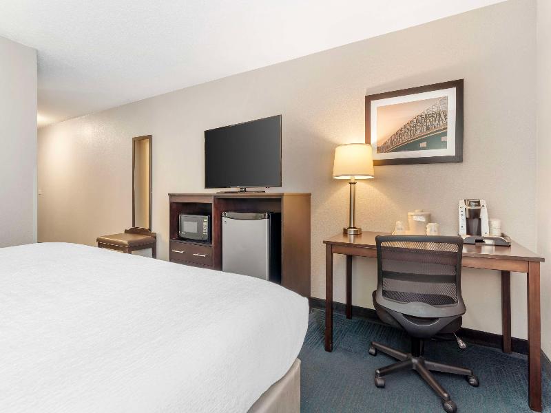 Best Western St. Clairsville Inn & Suites image