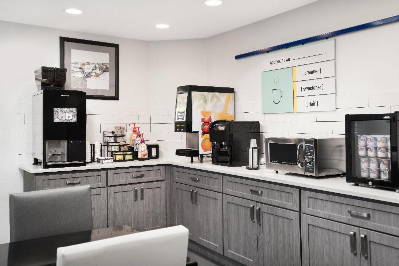 Garner Hotel Auburn - Seattle By IHG image