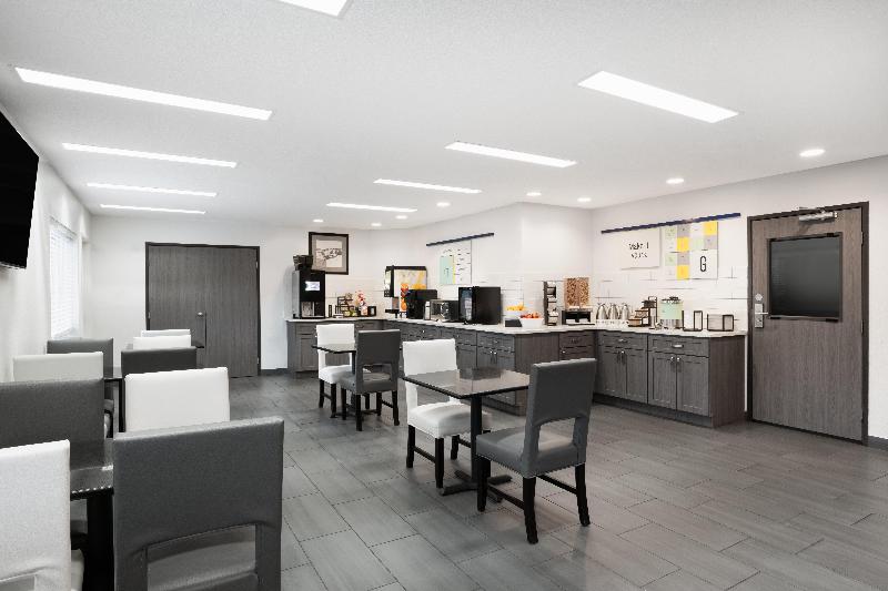 Garner Hotel Auburn - Seattle By IHG image