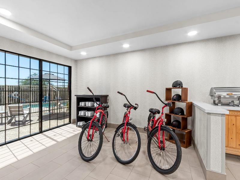 Red Lion Inn & Suites Goodyear Phoenix image
