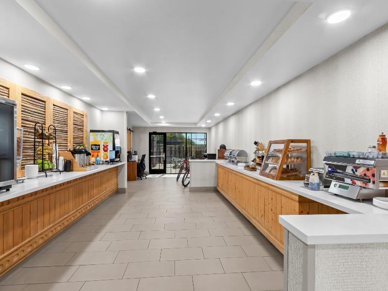 Red Lion Inn & Suites Goodyear Phoenix image