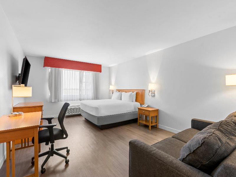 Red Lion Inn & Suites Goodyear Phoenix image