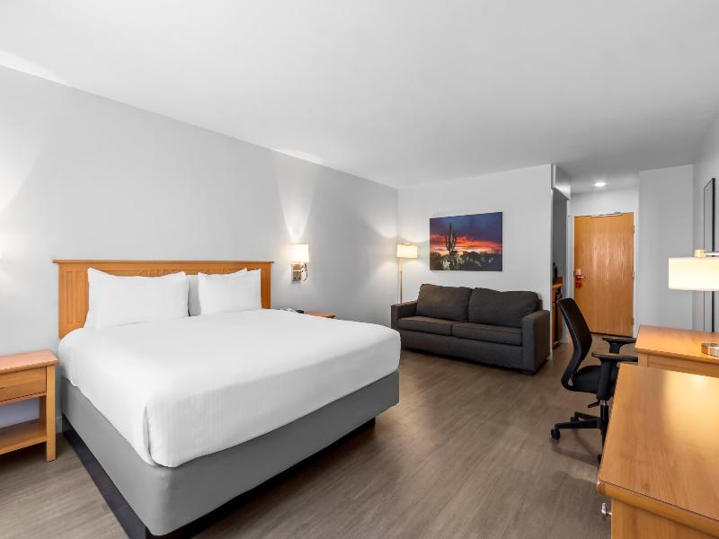 Red Lion Inn & Suites Goodyear Phoenix image