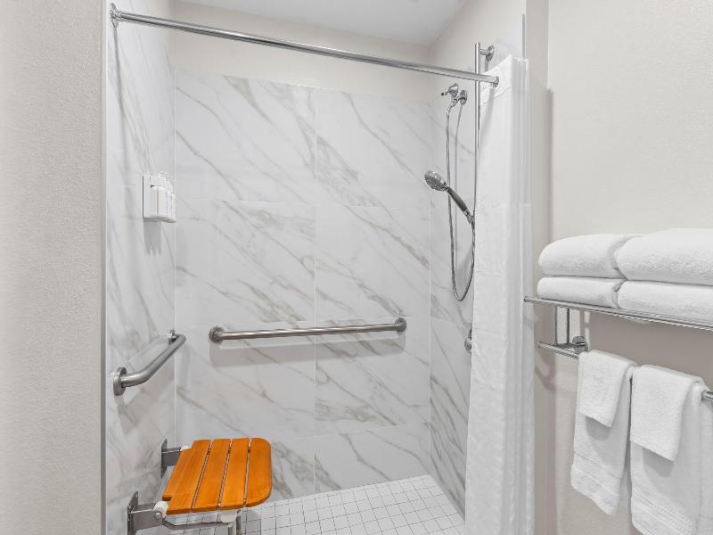 Red Lion Inn & Suites Goodyear Phoenix image