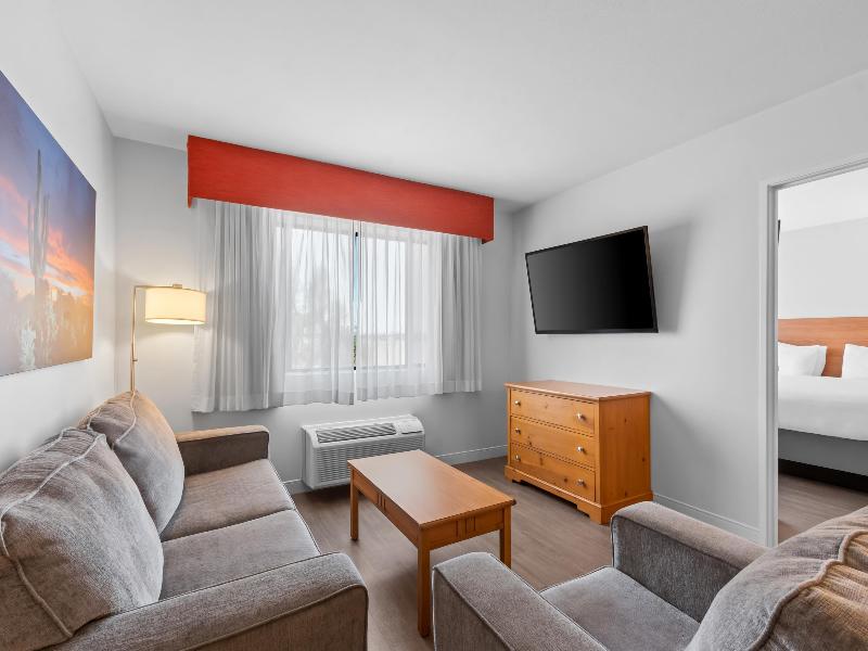 Red Lion Inn & Suites Goodyear Phoenix image