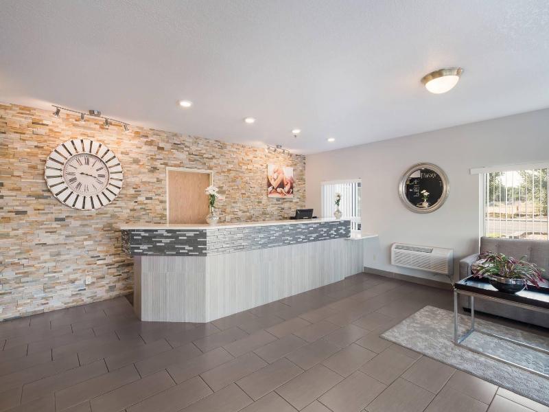 Quality Inn & Suites Kennewick Tri-Cities image