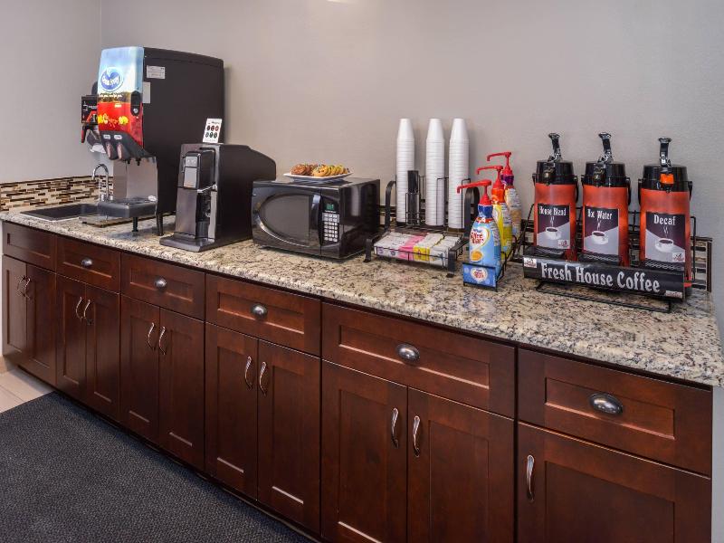 Quality Inn & Suites Kennewick Tri-Cities image