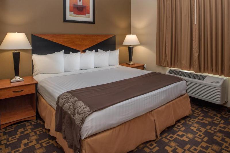 Red Lion Inn & Suites Kennewick image