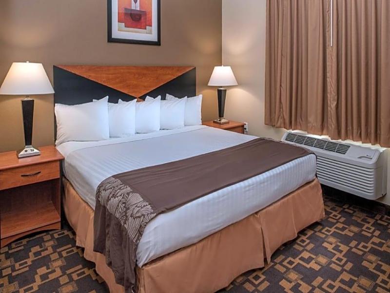 Red Lion Inn & Suites Kennewick image