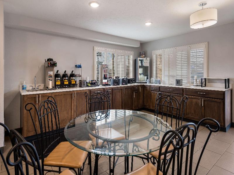 Red Lion Inn & Suites Ontario image