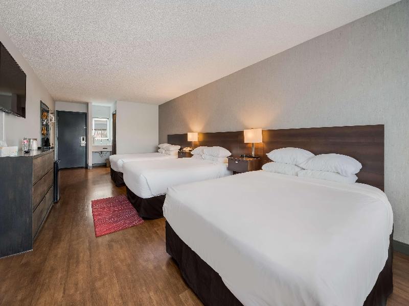 Red Lion Inn & Suites Ontario image