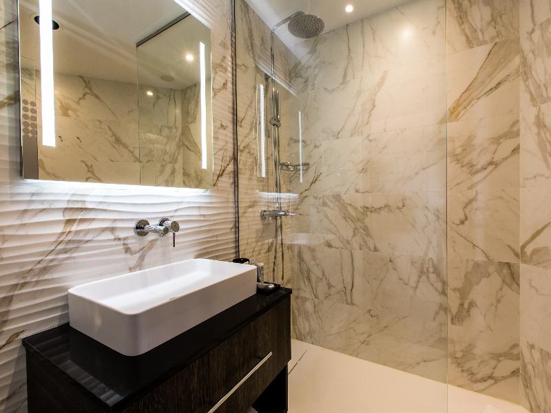 NYX Hotel Bilbao by Leonardo Hotels image