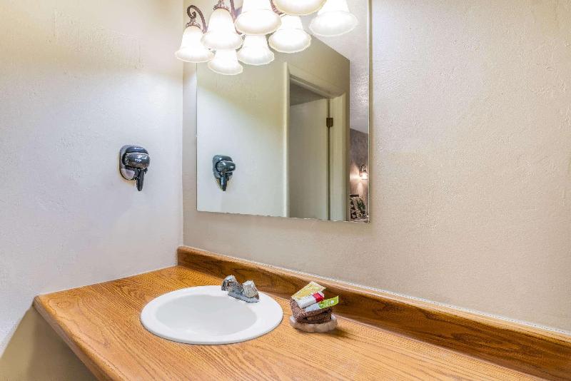 High Desert Inn image