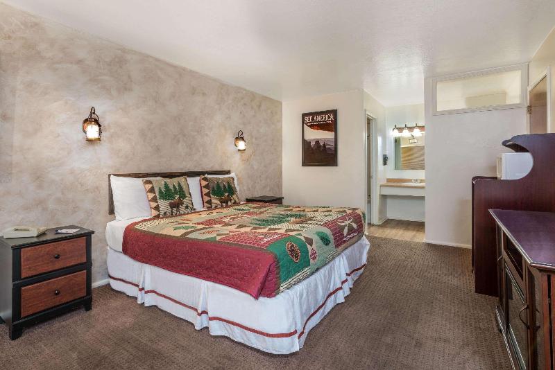 High Desert Inn image