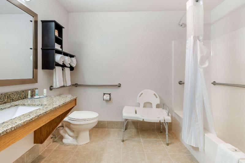 Quality Inn Suites South Fork image