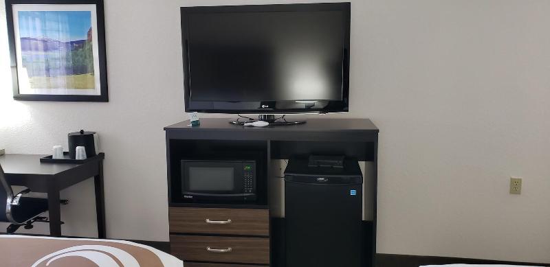 Quality Inn Suites South Fork image
