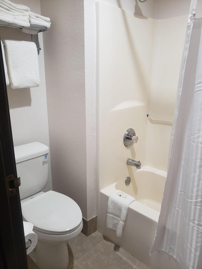 Quality Inn Suites South Fork image