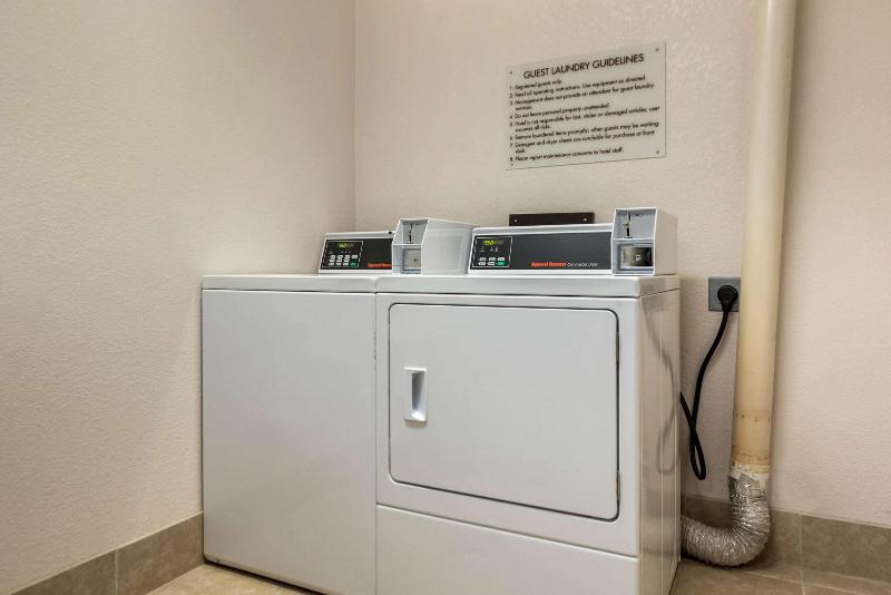 Quality Inn Suites South Fork image