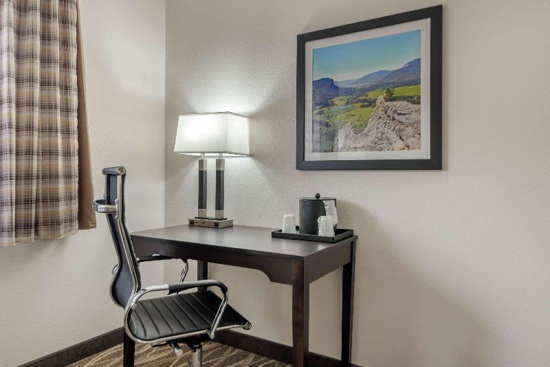 Quality Inn Suites South Fork image