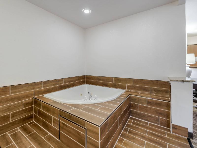Quality Inn Suites South Fork image
