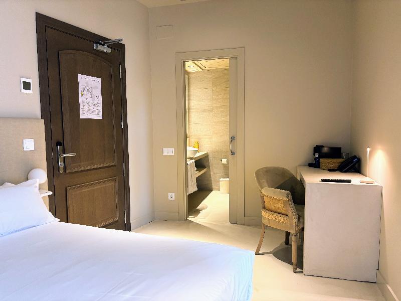 Boutique les Clarisses image
