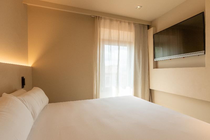 Boutique les Clarisses image