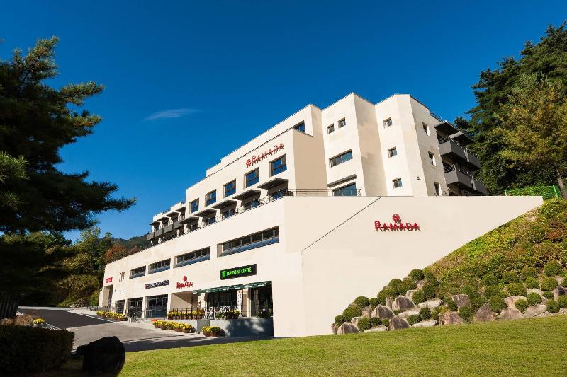 Ramada Resort MungyeongSaejae image